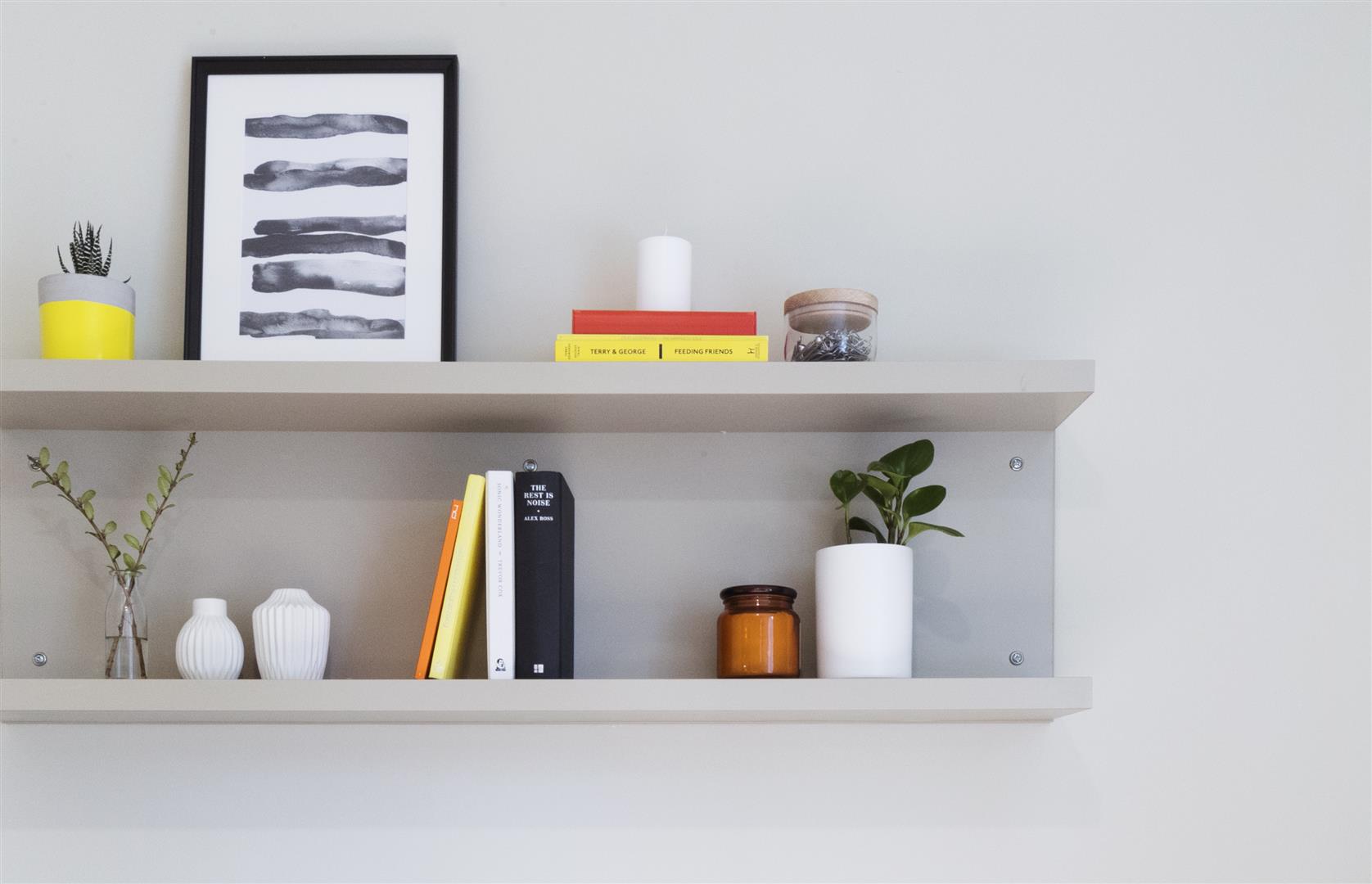 UrbSt_Melbourne_room_lifestyle dressed shelf.jpg