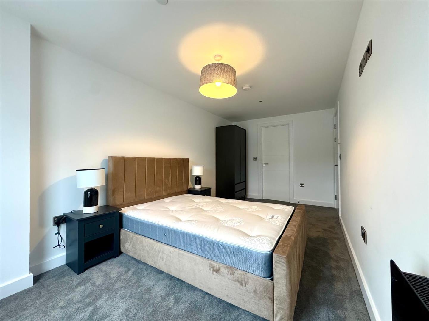 Main bedroom pic 1.jpeg