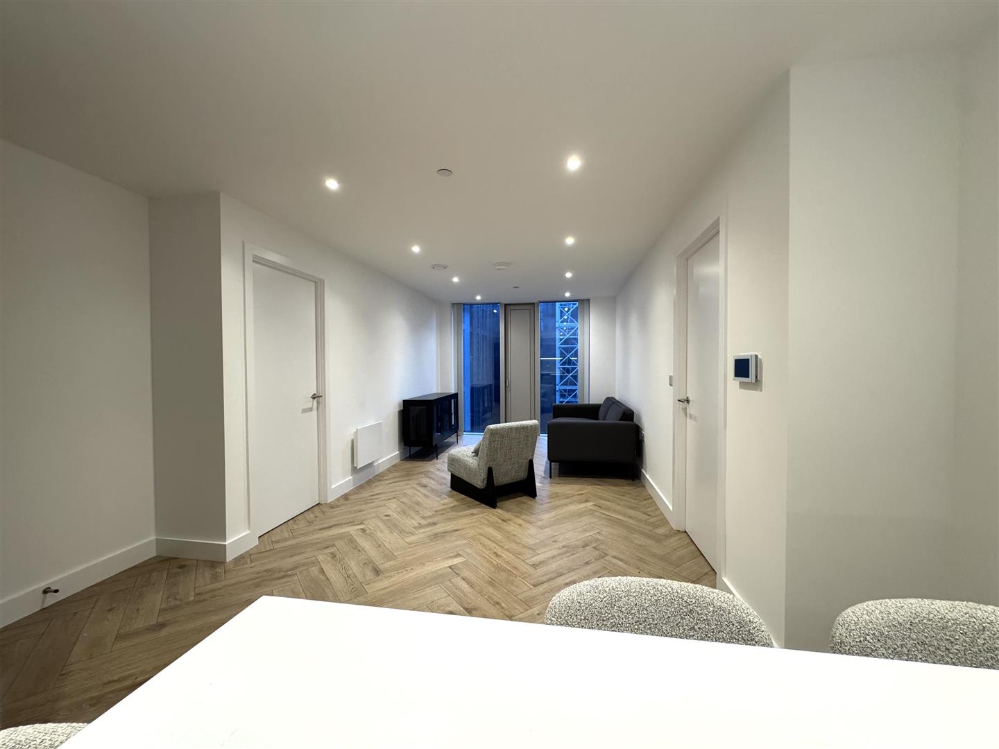 Living Room Pic 7.jpeg