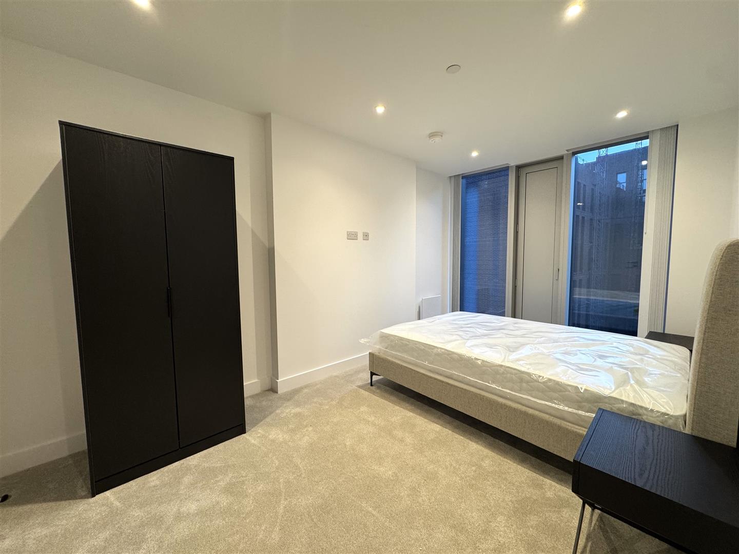 Bedroom 2 Pic 3.jpeg