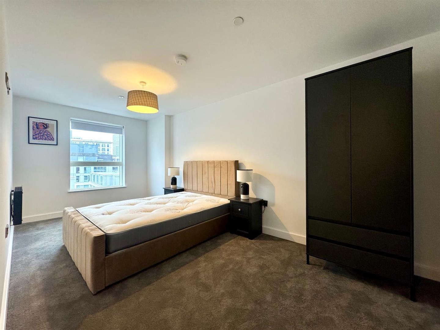 Main bedroom pic 2.jpeg