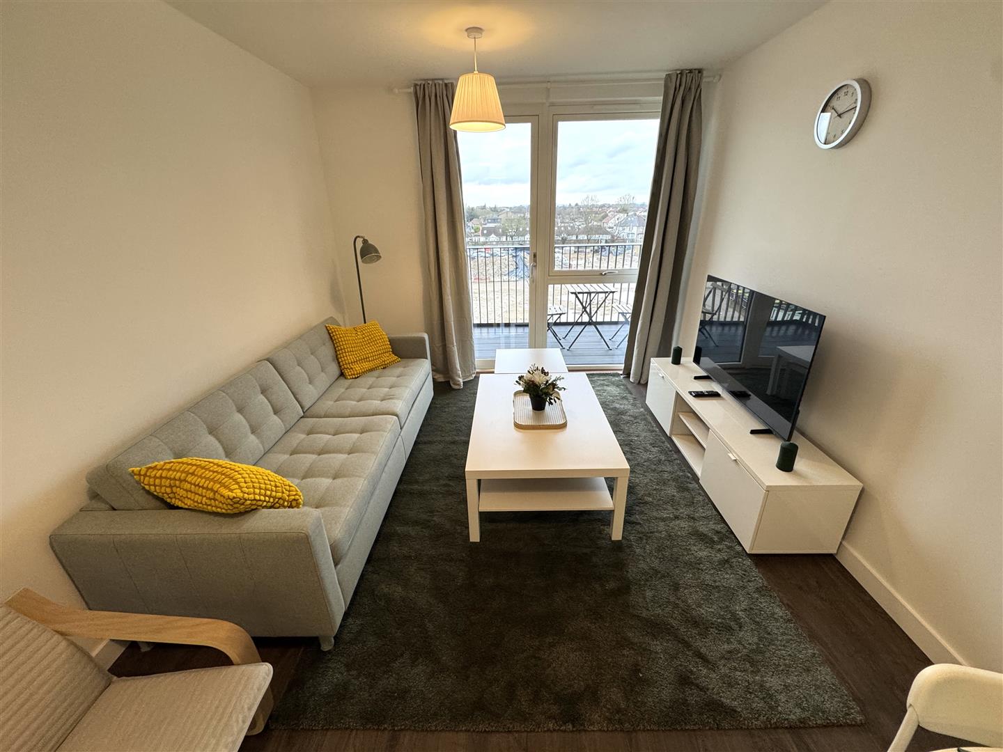 Living Area pic 5.jpeg