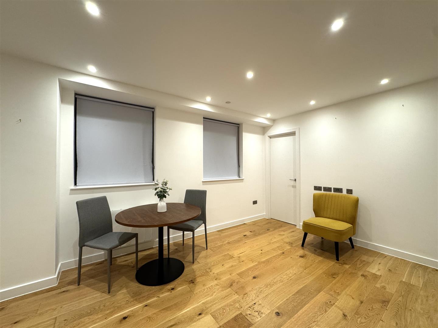 Living Space pic 3.jpeg