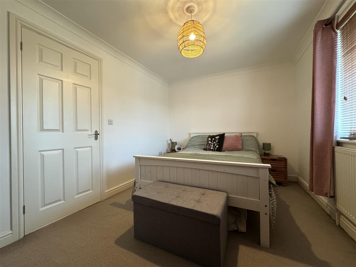 Bedroom 1 pic 3.jpeg