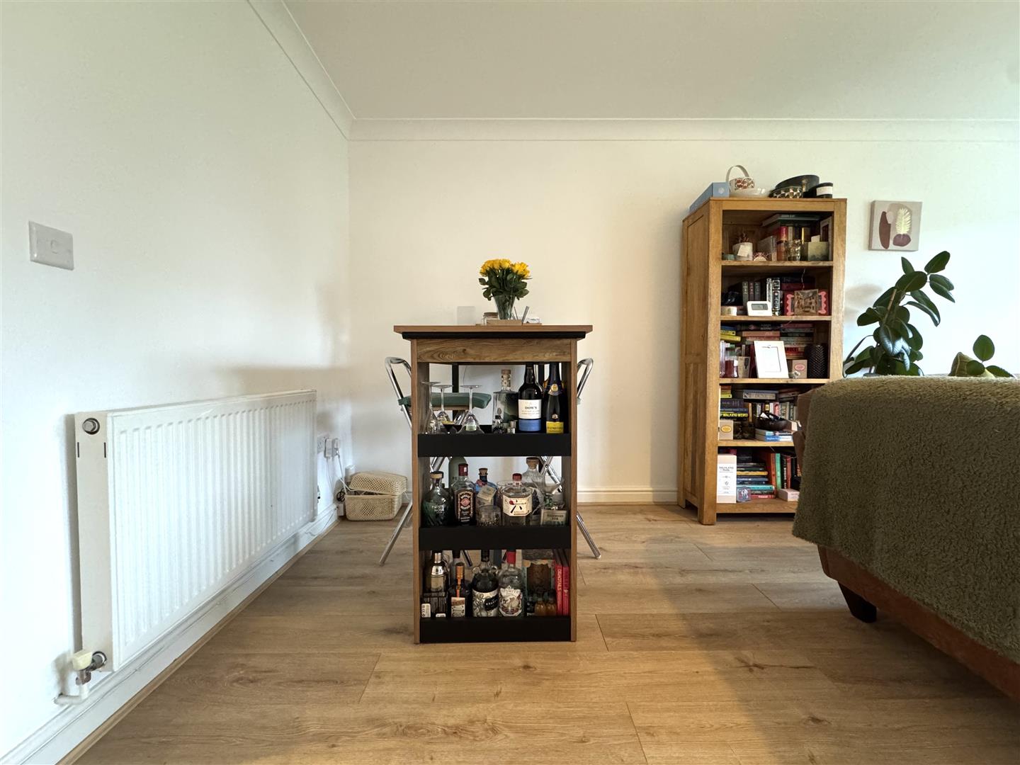 Living Rm pic 18.jpeg