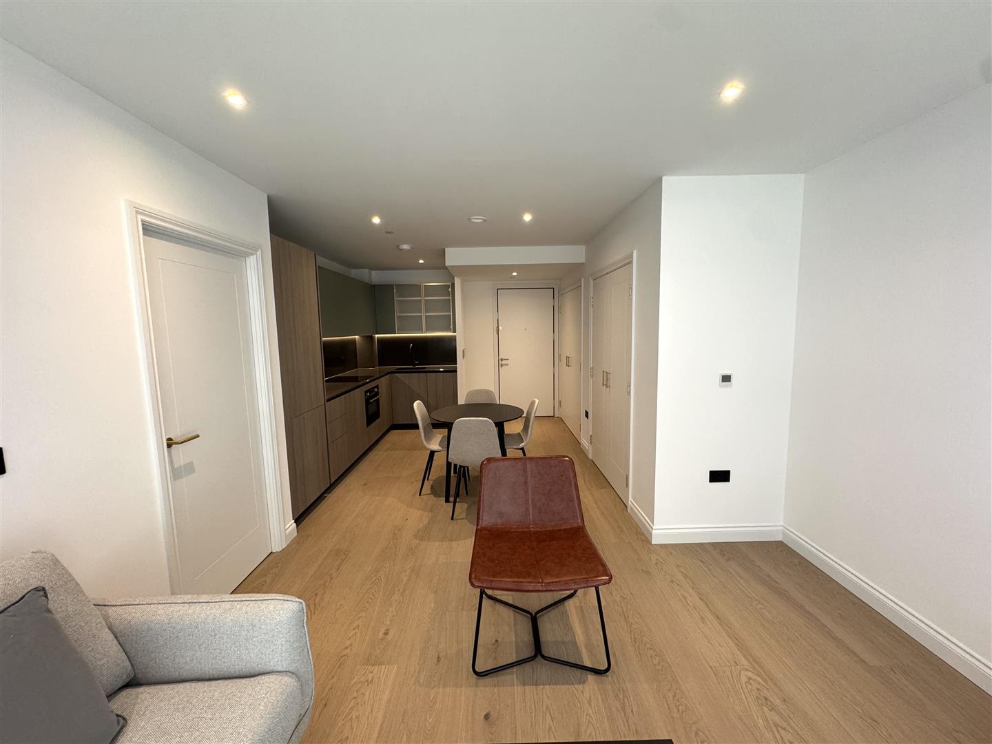 Living Area pic 7.jpeg