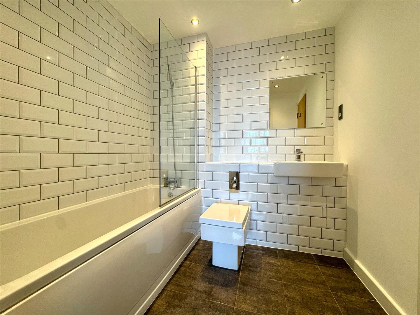 WhatsApp Image 2025-04-04 at 12.35.51 (4).jpeg