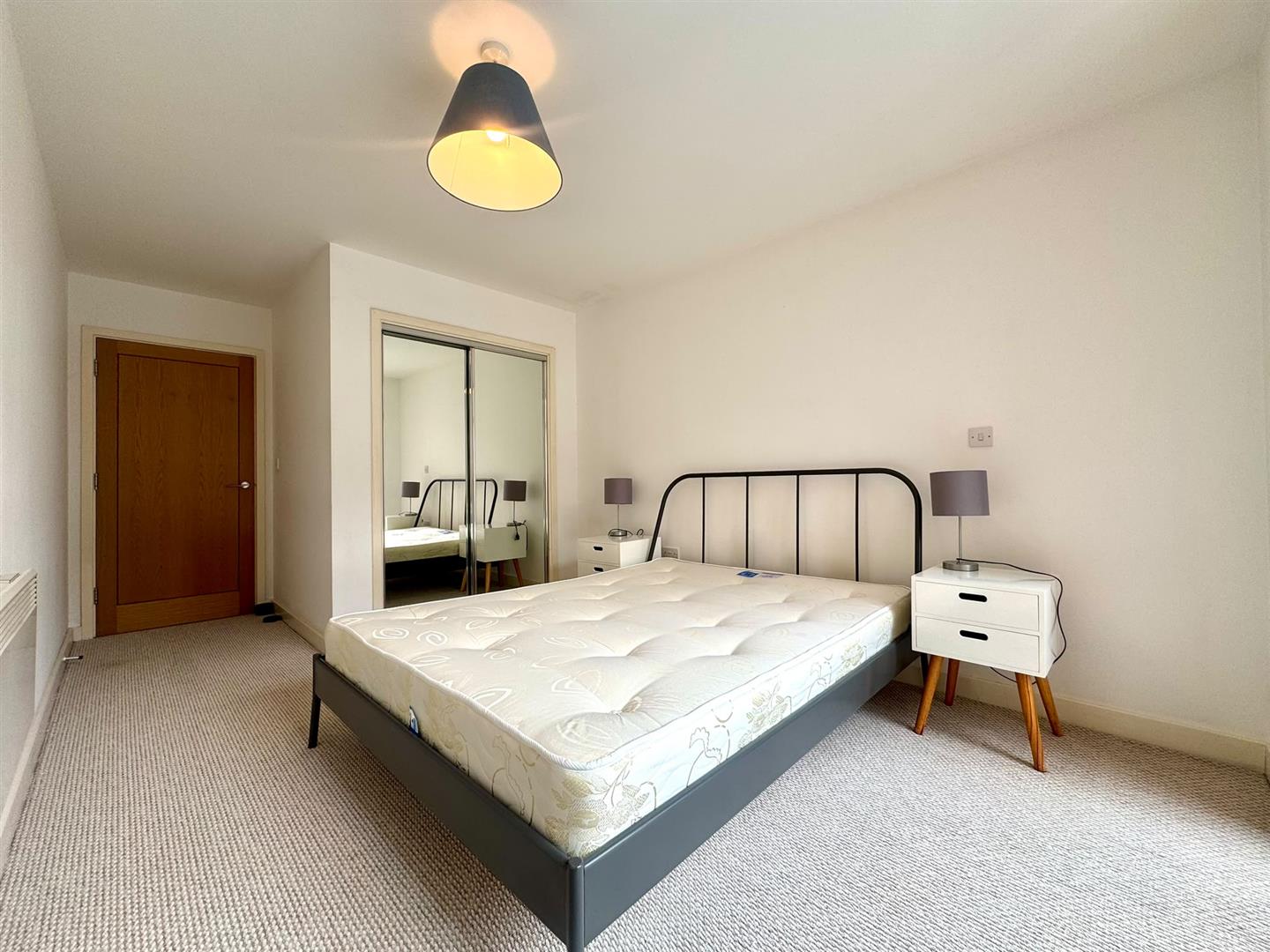 Bedroom pic 2.jpeg