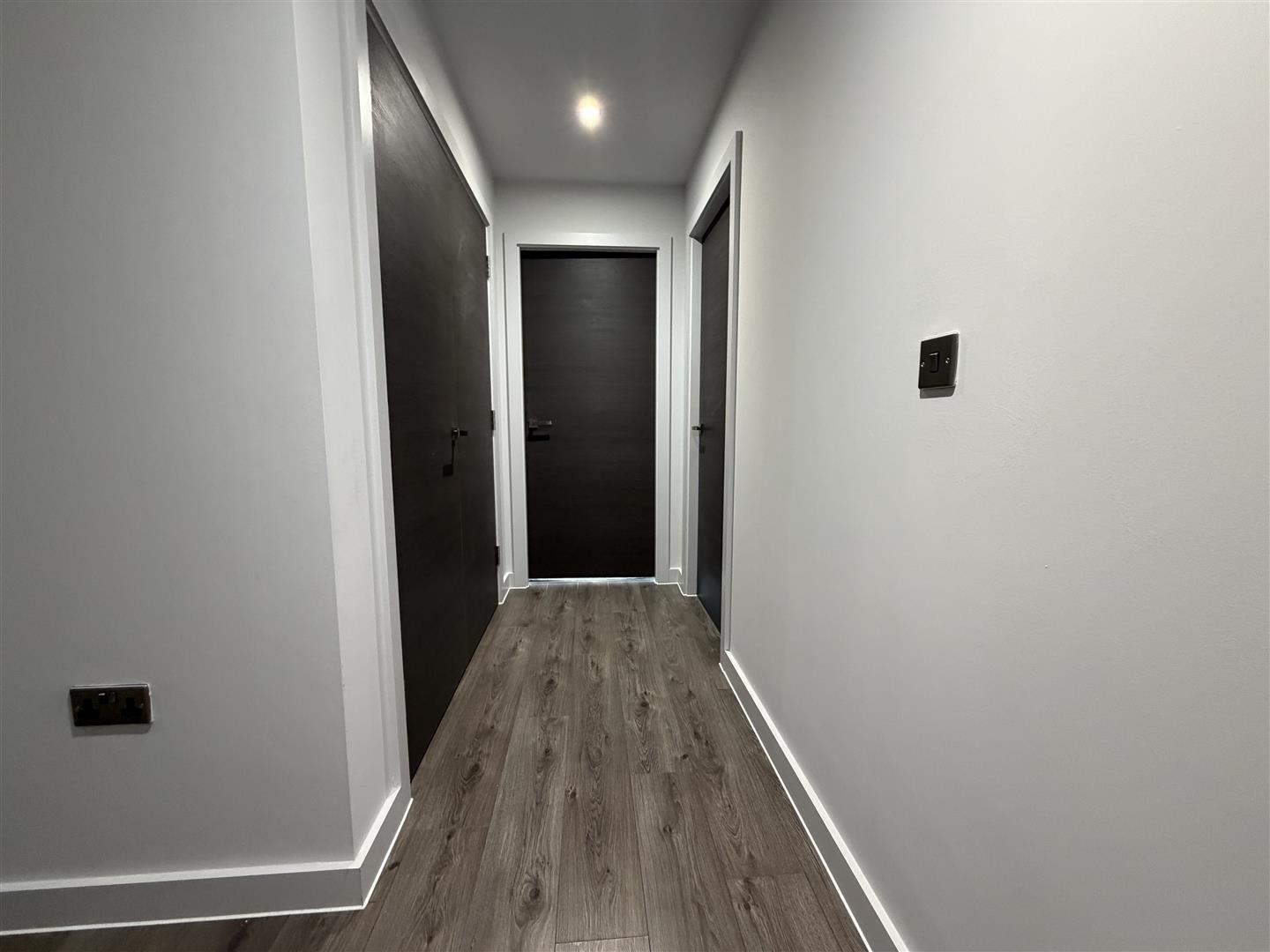 Hallway (2).jpeg