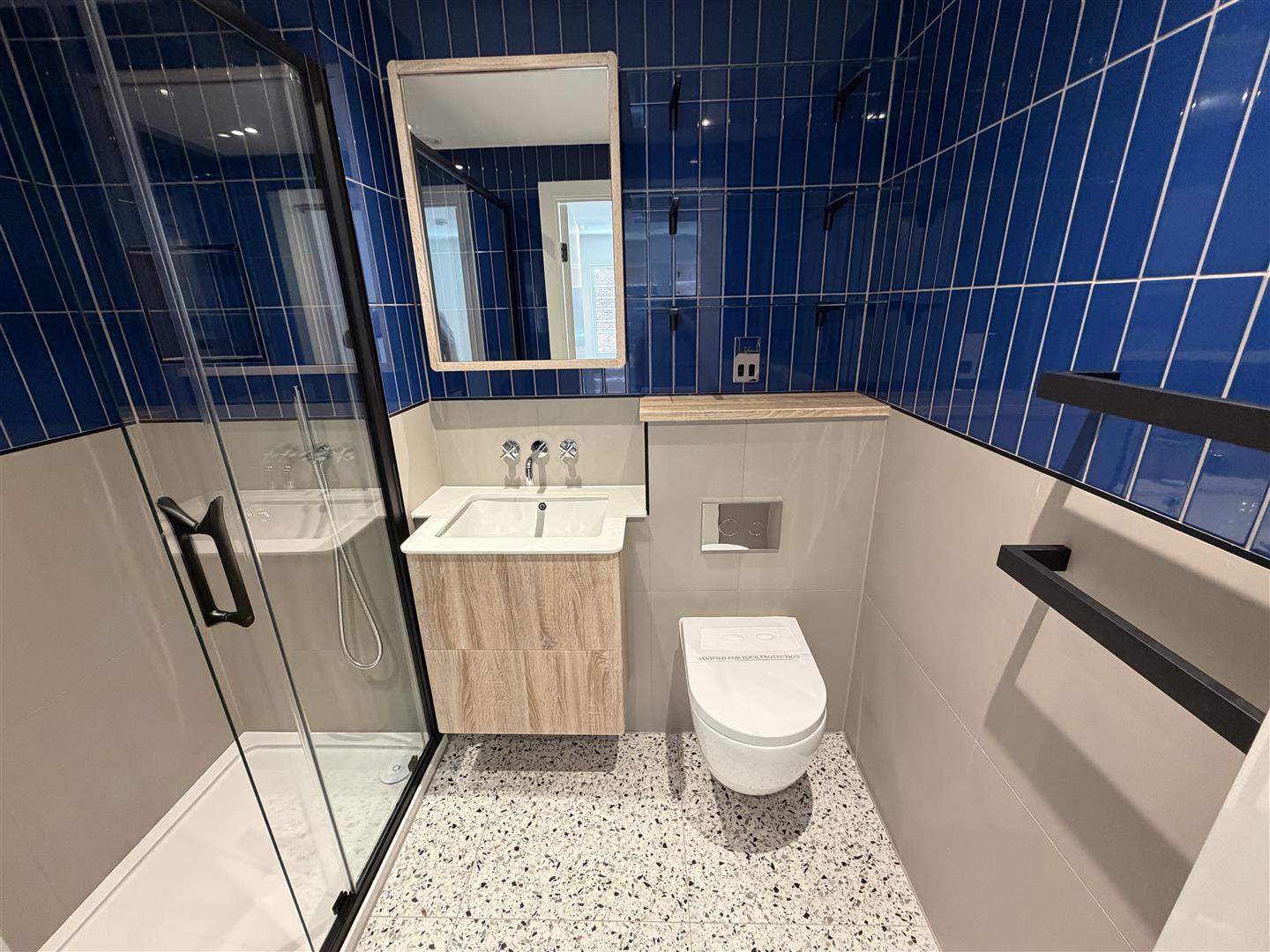 Ensuite 2.jpeg