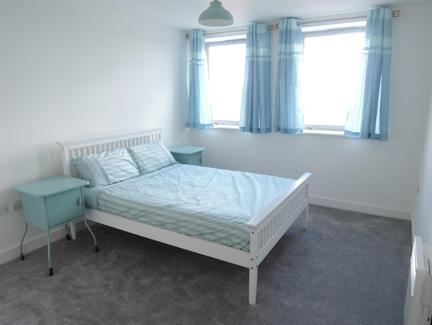 Main bedroom pic 1.png