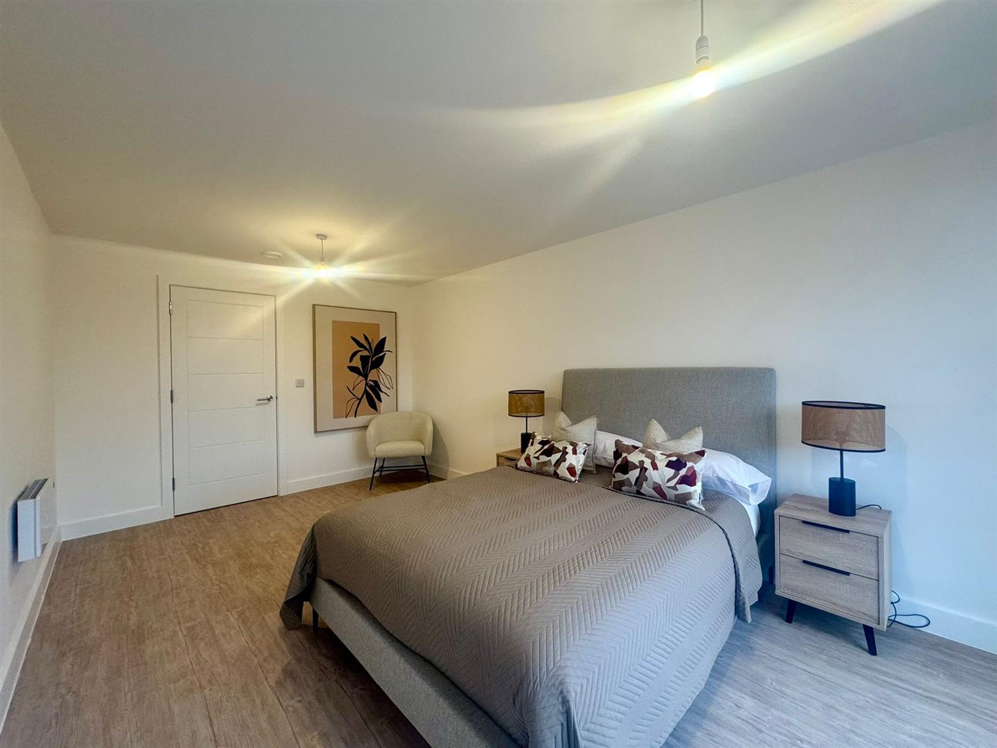 Bedroom pic 1