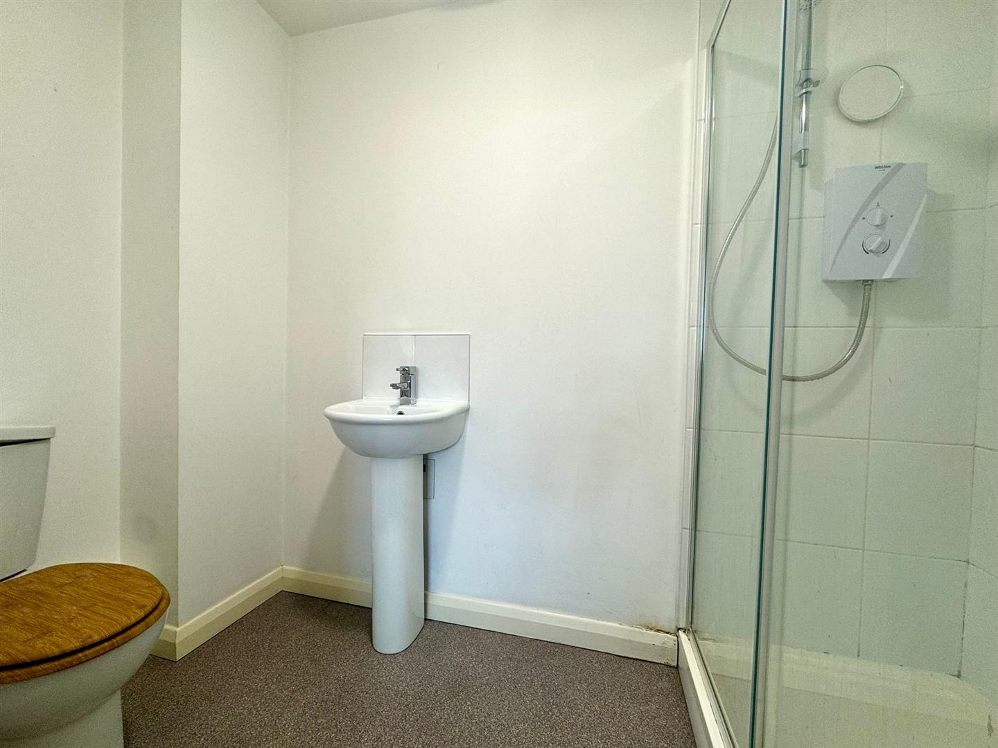 Bathroom.jpeg