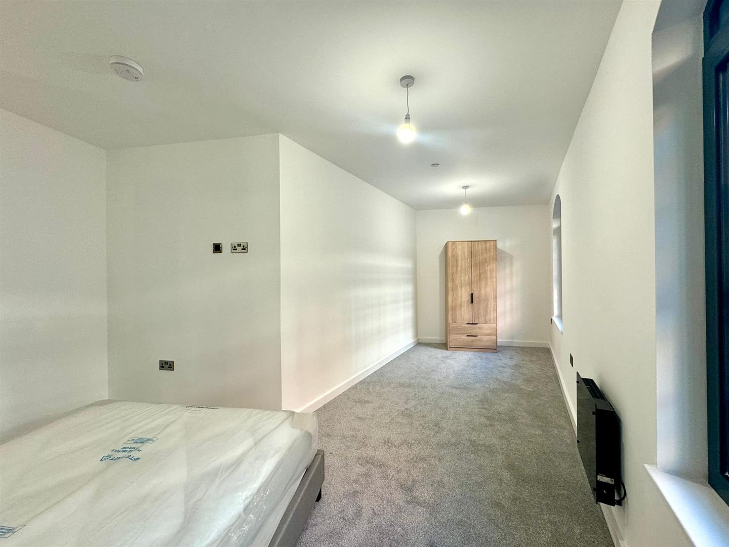 Bedroom pic 3