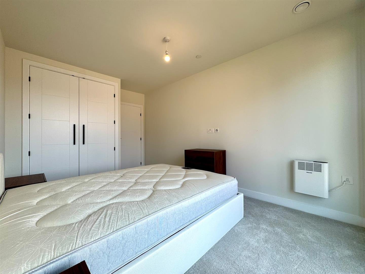 Bedroom pic 3.jpeg