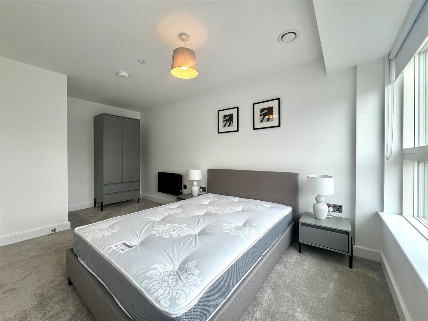 Bedroom pic 2.jpeg