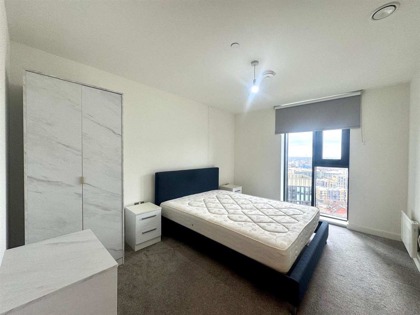 Bedroom pic 1.jpeg